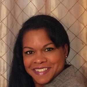 Meet your Posher, Carrie